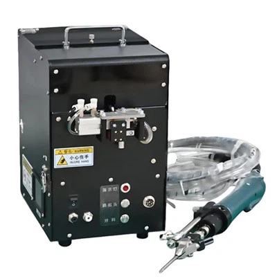 Полу автоматична отвертка